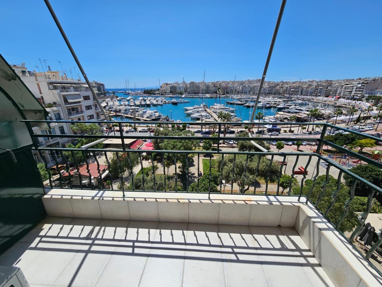Piraeus Center Sea View Apartment Екстериор снимка
